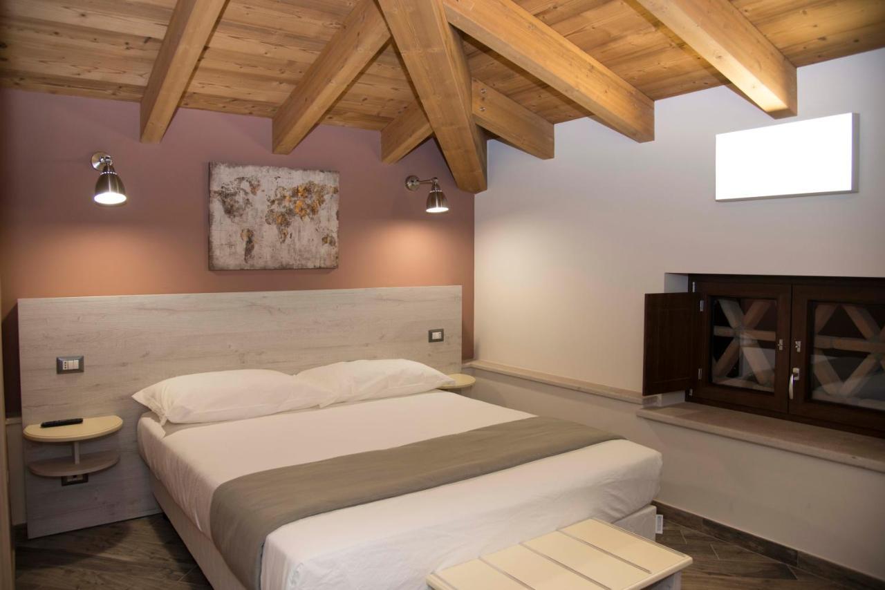 La Tenuta Di Trimalcione Pofi Exterior foto
